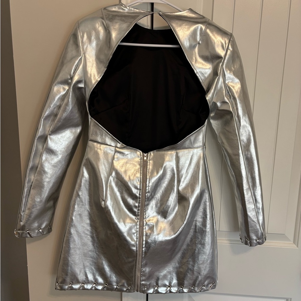 Amy Lynn metallic faux-leather mini dress - Picture 7 of 10